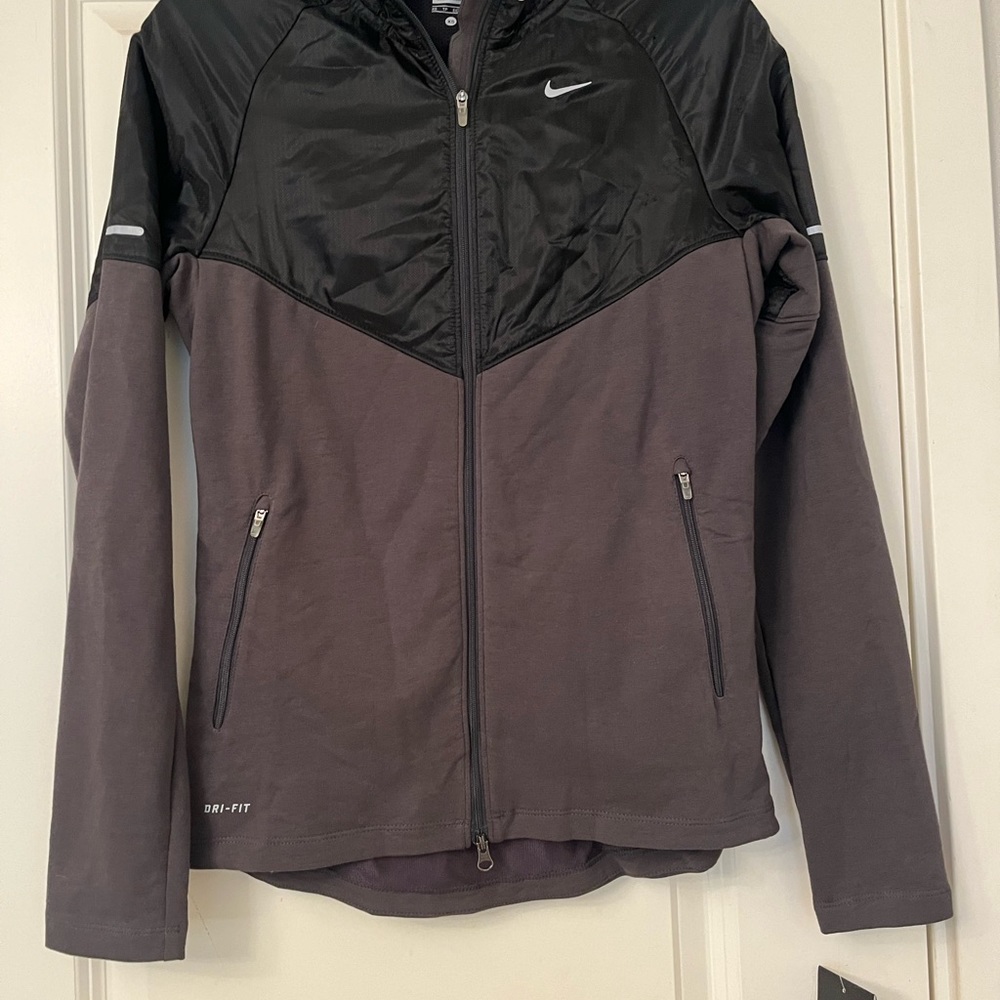 NWT! Women’s Nike Fanatic Running Training Hoodie Jacket Black/Grey XS